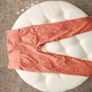 Gymshark Vital Seamless Legging size XS Coral color